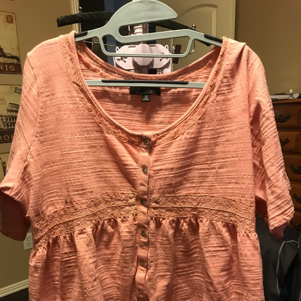 NWOT Suzanne Betro SS Button-Down w/ Lace 3X